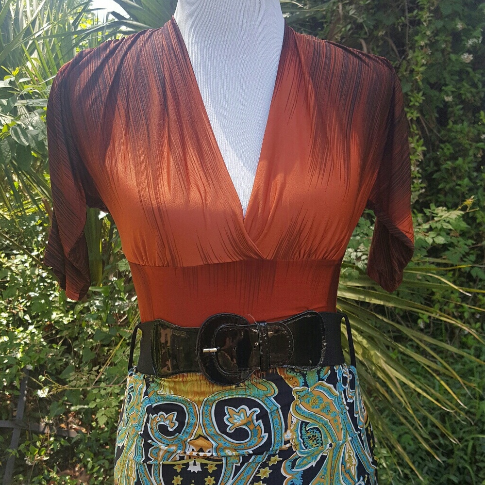 Blouse in vibrant orange by Style Me